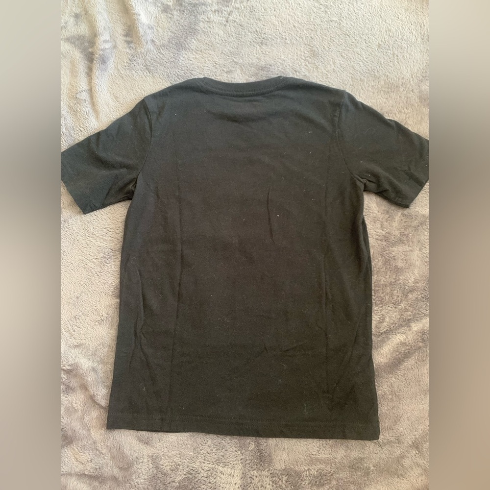 Marvel Logo Black Tee - Picture 3 of 3